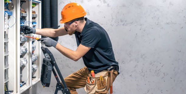 Best Licensed Electrician  in Robins Af, GA